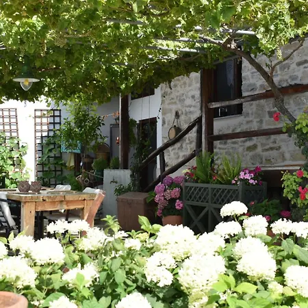 αλώνια Makrinítsa